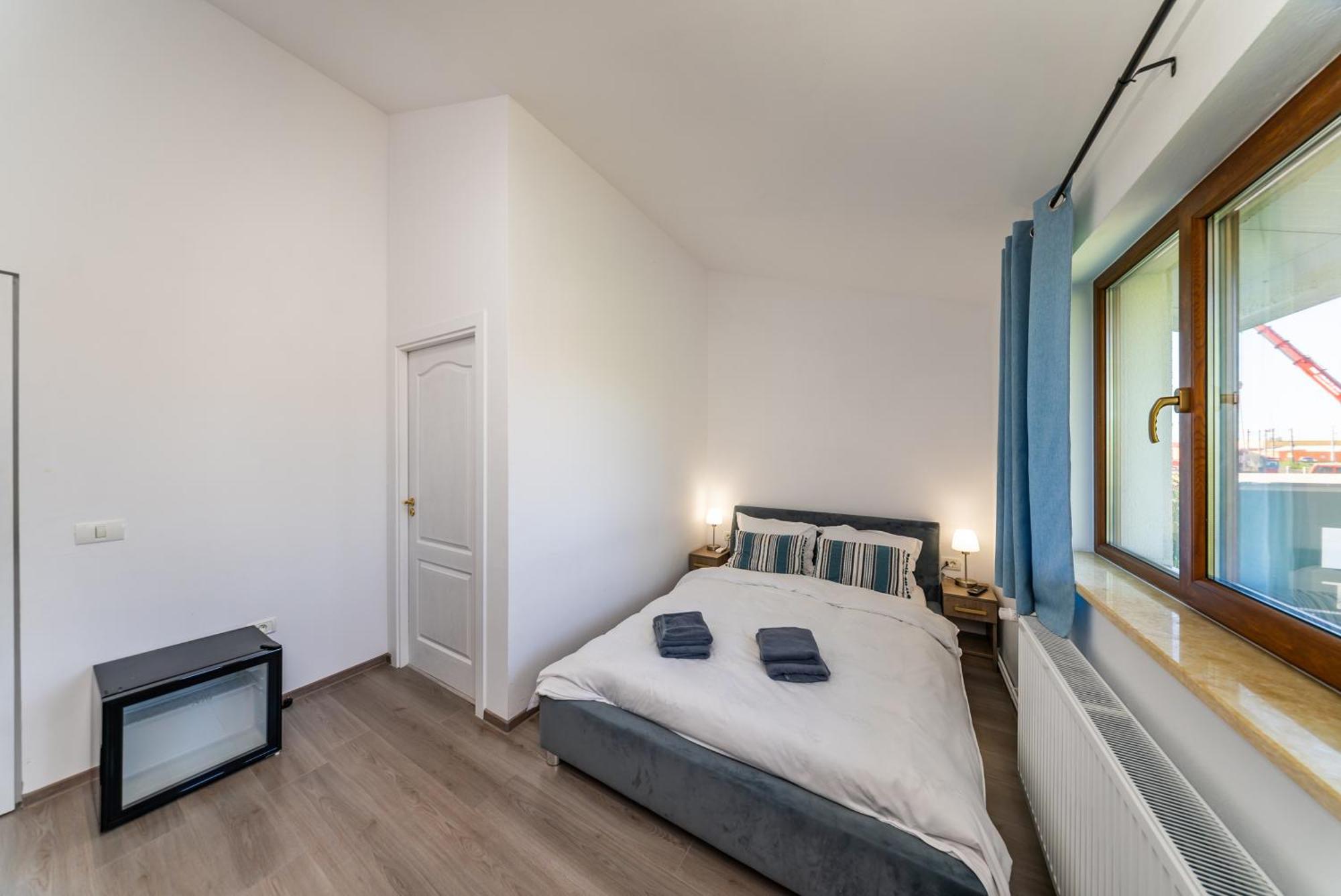 La Casa Blanca Apartment Vladimirescu Екстериор снимка