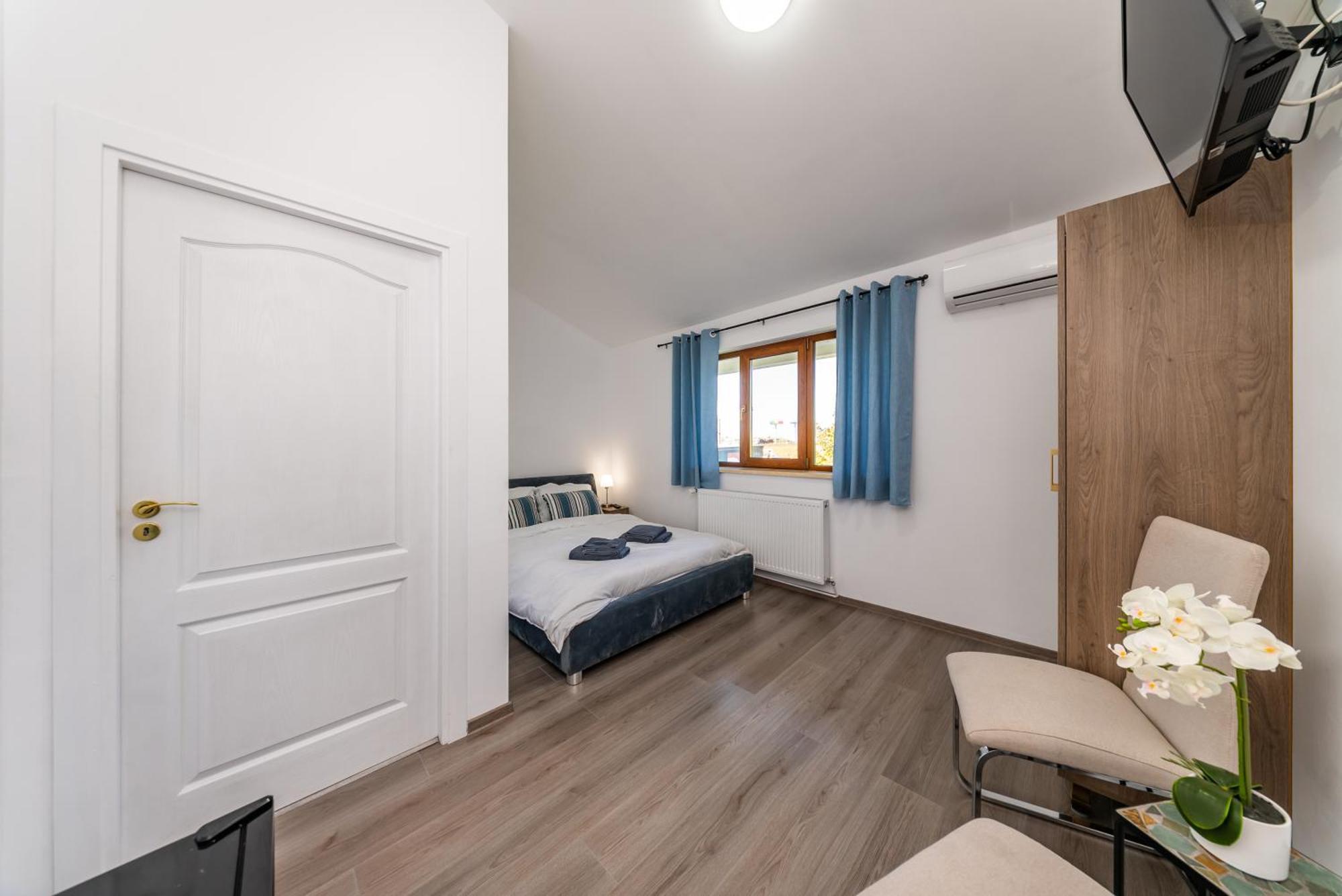 La Casa Blanca Apartment Vladimirescu Екстериор снимка
